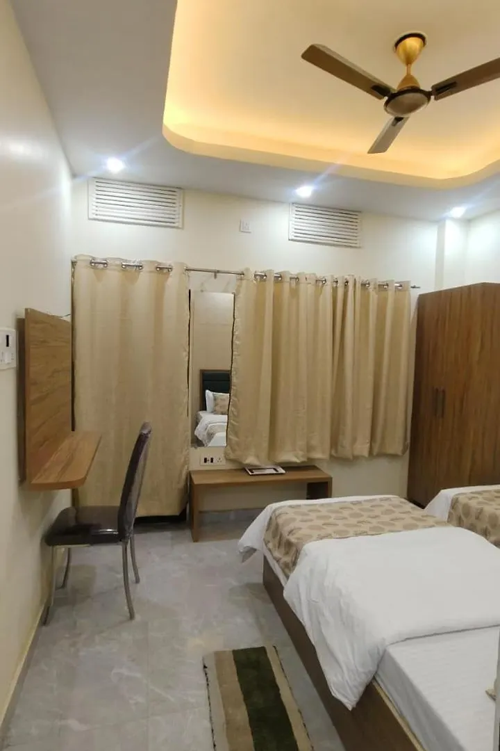 ** Hotel Stay Purvi Ganga Varanasi India