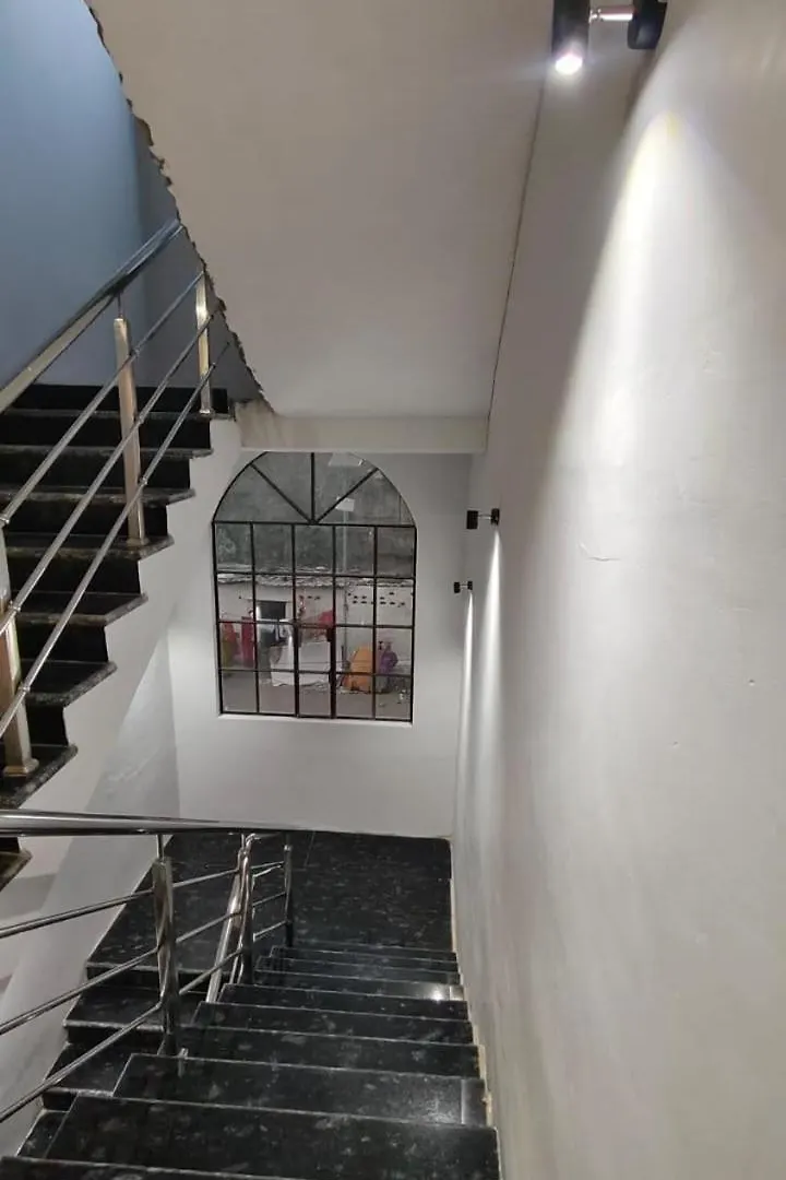 Hotel Stay Purvi Ganga Varanasi